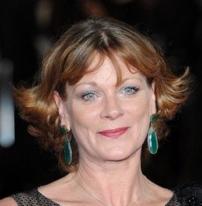 samanthabond2-392x400